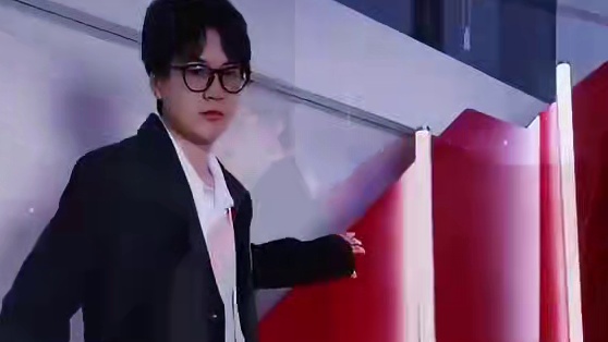 田野常青，Meiko全明星西装造型火热出场