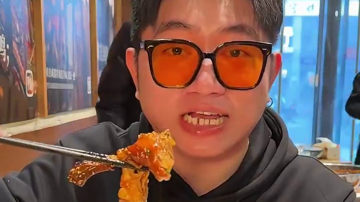 没想到冒菜还能做成干锅的！69整整六荤六素！以川三周年庆这个套餐真的太划算了#一口就被惊艳到的美食#