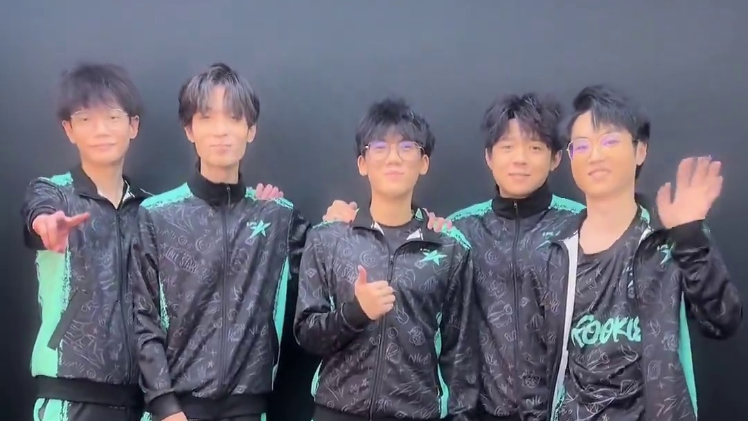 新生对抗赛？ 还得是二年级前辈啊 #LPL全明星