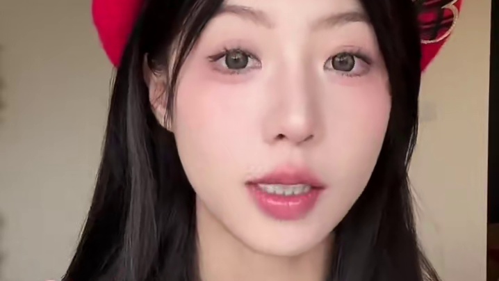 圣诞新年有得涂啦姐妹们～一颗苹果色拿捏健康气血感 #girlcult腮红 #腮红膏 #腮红 #气血色