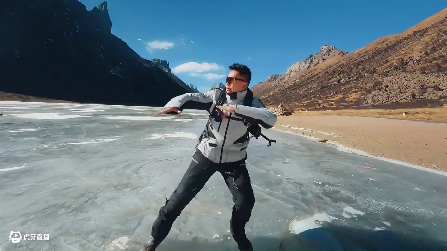 无人扶我青云志，我自踏雪至山巅 #赛羽 #骑车去撒野 #RYMIC #X60拉力盔 #450mt