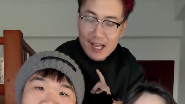 随机笑死一个白话人 #老猫牛楠 #粤语挑战 #塑料粤语