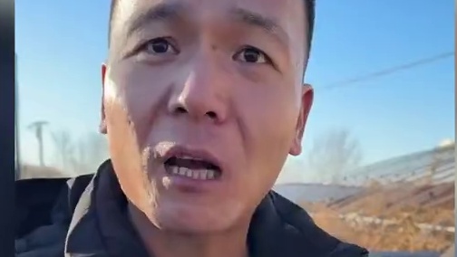 潘宏差点真成柯基杀手了！！#潘宏爱玩狗 #柯基 #狗狗 #搞笑 #潘宏园区