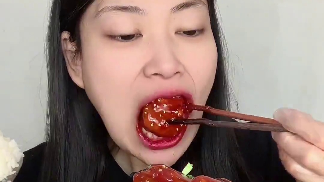 #糖醋系列 糖醋茄盒糖醋里脊糖醋煎蛋 #香之然香辣味金针菇 到手8袋 口感脆嫩 一点不齁咸 可以当零