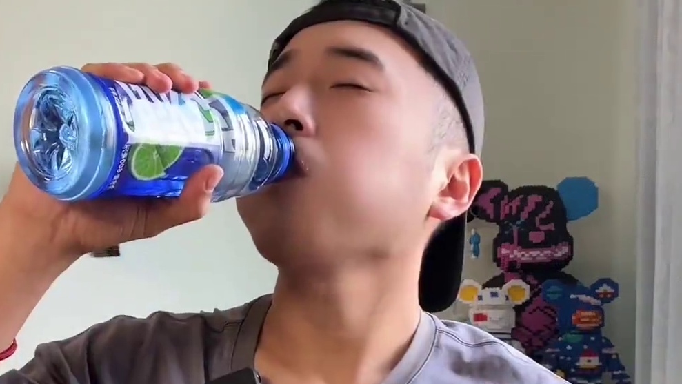 我猜应该是芒果味的#披萨 #雪媚娘 #热狗