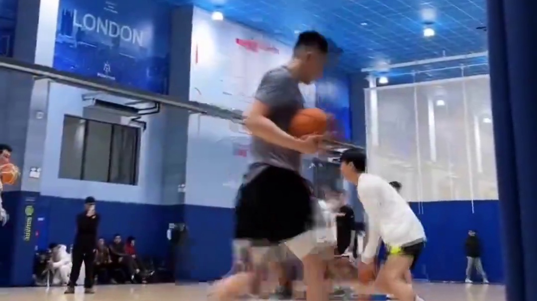 吴勇豪超级草根首秀倒计时！他能否带领超级草根拿下今晚8点的反击之战？#吴勇豪 #吴勇豪加盟超级草根首