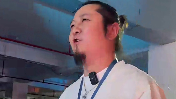 33.98起腾势D9以“再立标杆”继续引领mpv市场 #25款腾势D9再立MPV新标杆 #腾势D9智