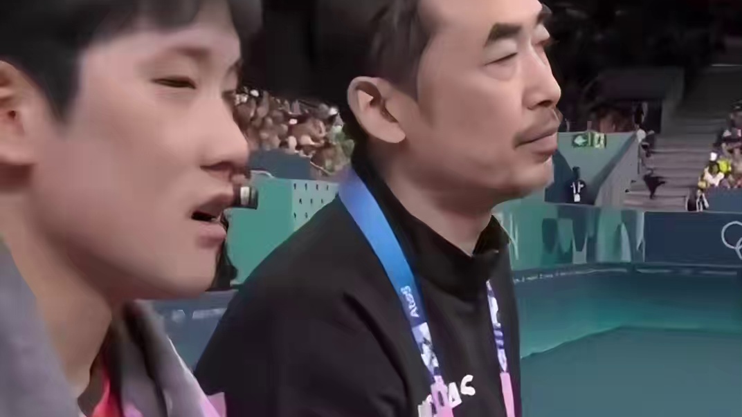 张本智和：嘻嘻！.......不嘻嘻.......