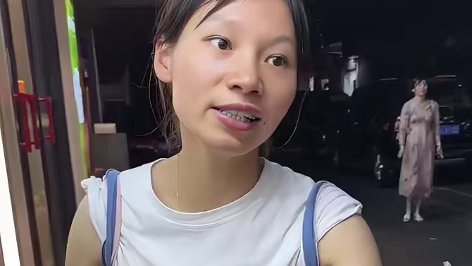 花20吃到了赵露思同款芋泥香酥鸭～