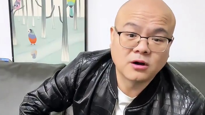 鳄鱼咬走印尼妇女#鳄鱼哥 #湾鳄 #死亡翻滚 #鳄鱼