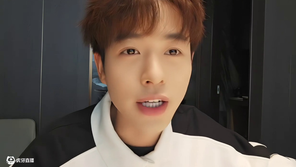 【子圣-798】曾经的“小女粉”都开始自己谈情说爱了