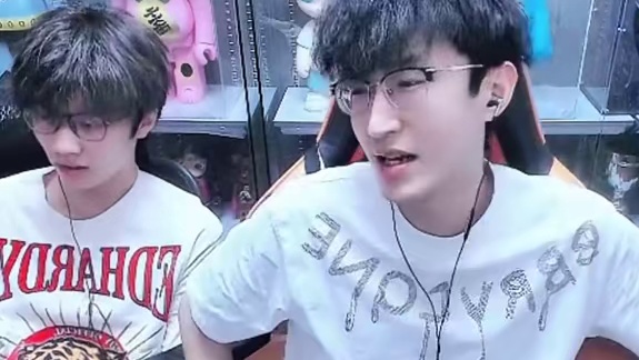 大家觉得蔡哥是个什么样的人？ #我浮夸真的要强 #直播录像