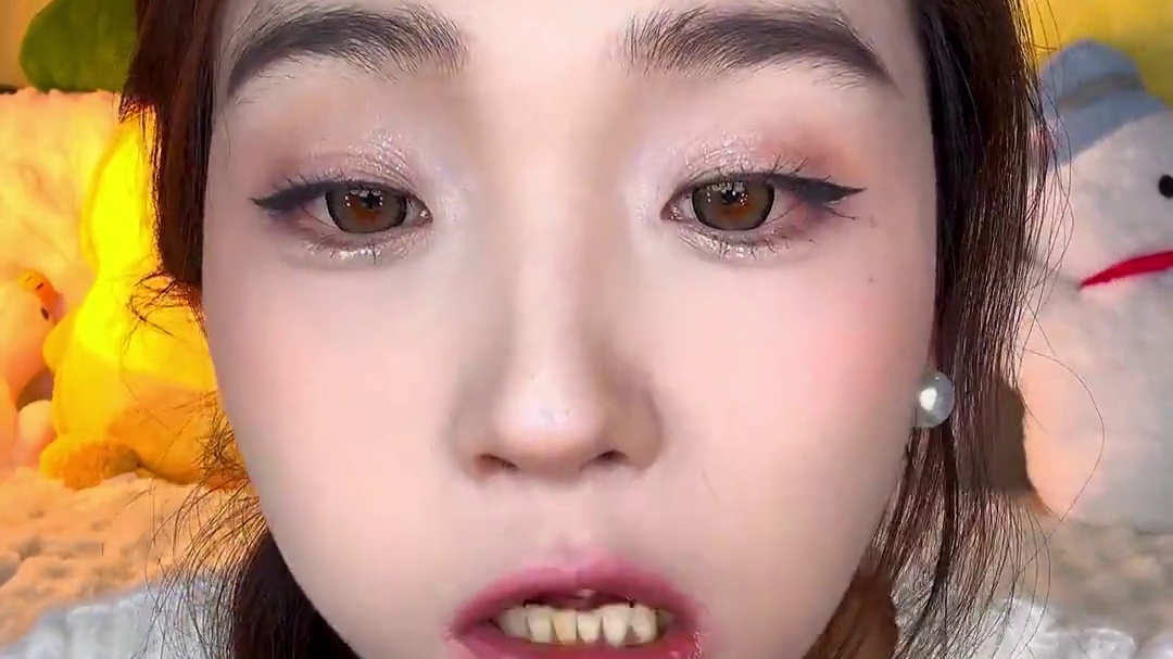 这三角骨姐妹们是真好吃 没别的形容 又脆又香，一吃一个不支声！#快吃吧大馋丫头 #三角骨 #三角骨嘎