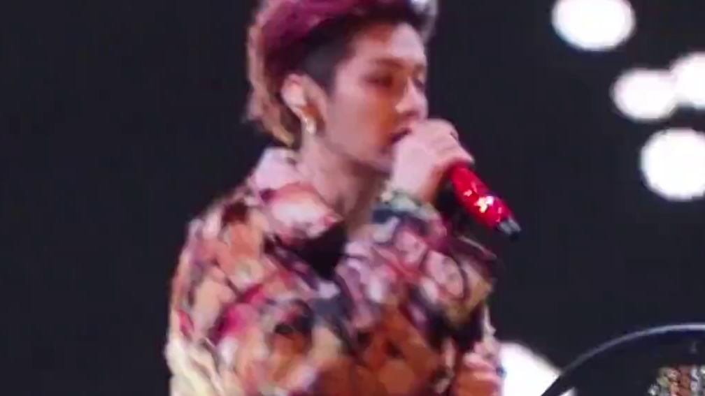 我的相册碎片有救了！#新年的仪式感是炸火花给的