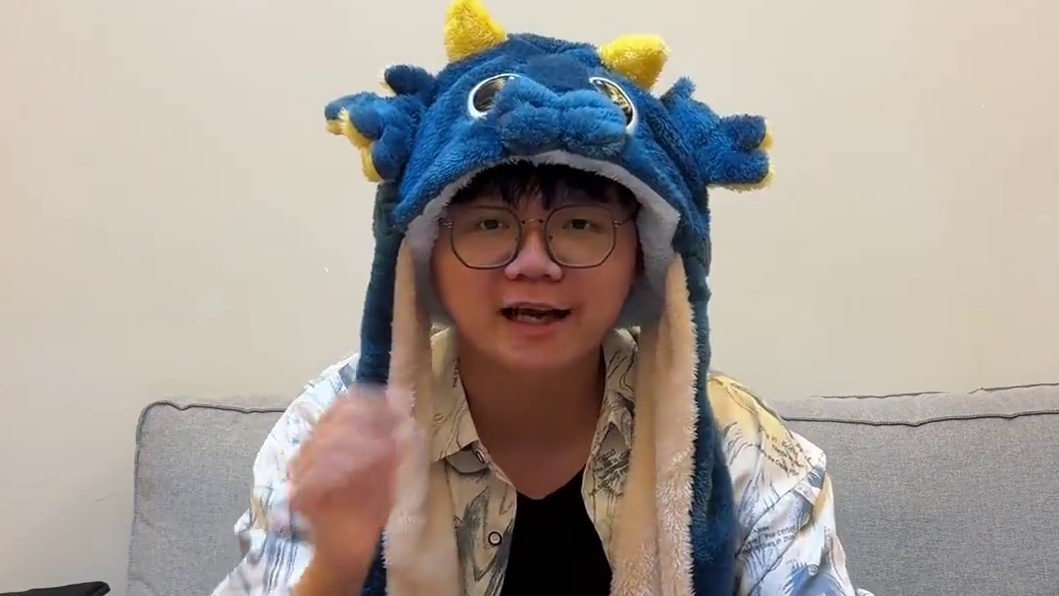 怎么从预言家变成了coser？ 来自《李啾啾的2024年终总结》#2024年终总结