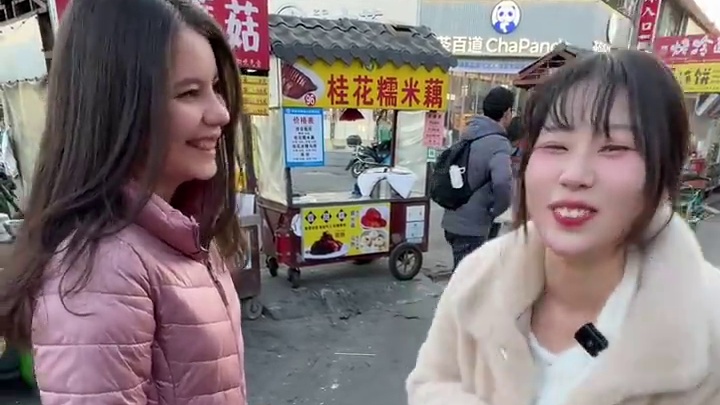 英语不好真的好丢人还好遇到了人美心善的小姐姐#逛吃全攻略 #寻找美食 #美食探店日