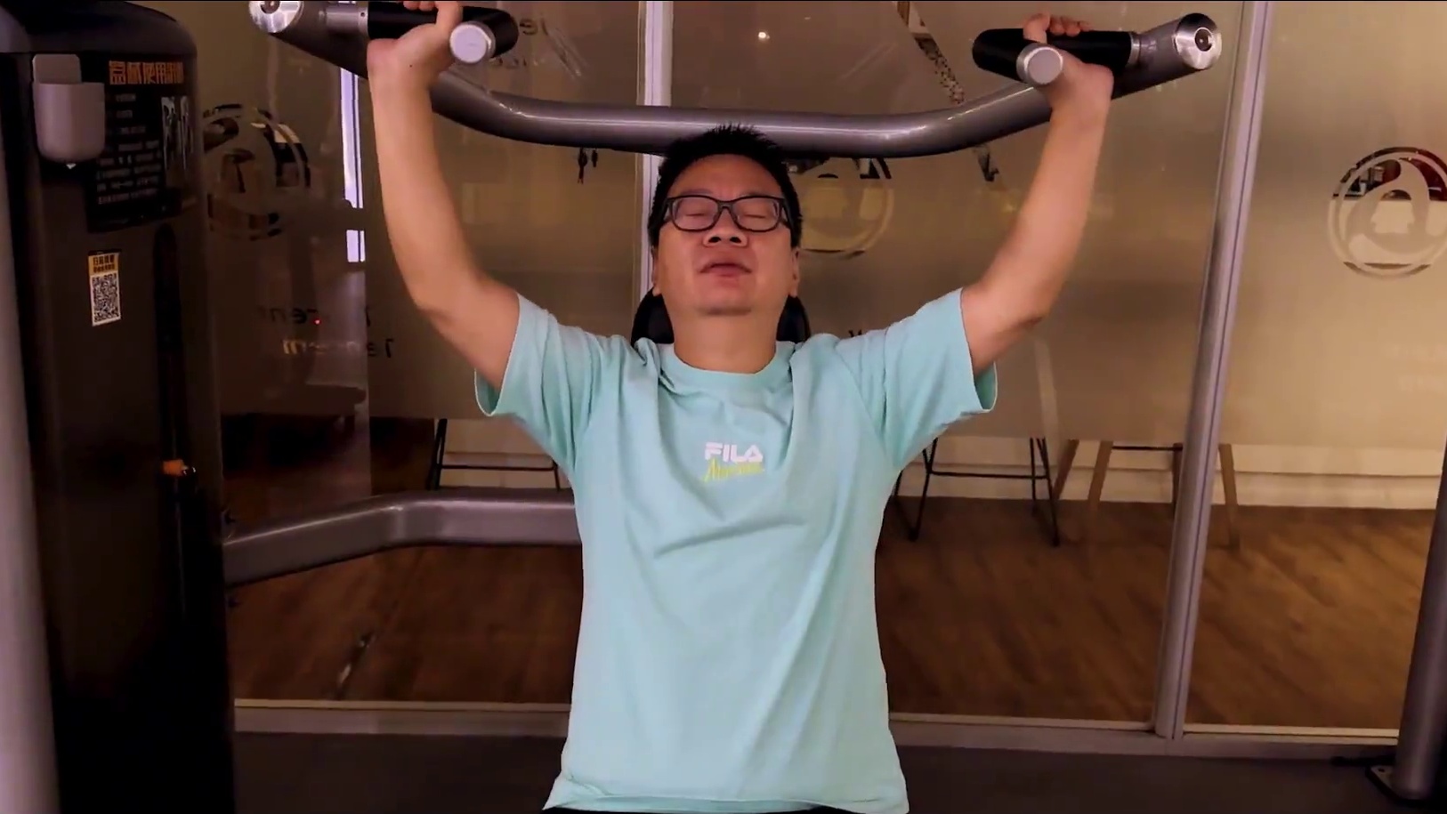 策划查理提前拜年！祝勇士们新年快乐！ DNF手游策划的饭碗保住了！冰雪向前冲成功通关，还有新年祝福和