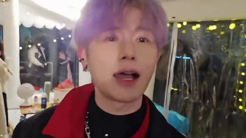 【童锦程】兄弟们新年快乐！2025一切顺利！