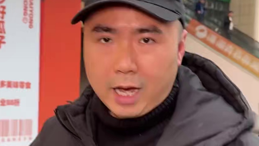 在衡阳你们都去哪里备年货？#衡阳探店小龙仔 #小龙带你玩转衡阳 #戴永红黑金   #湖南零食大王  