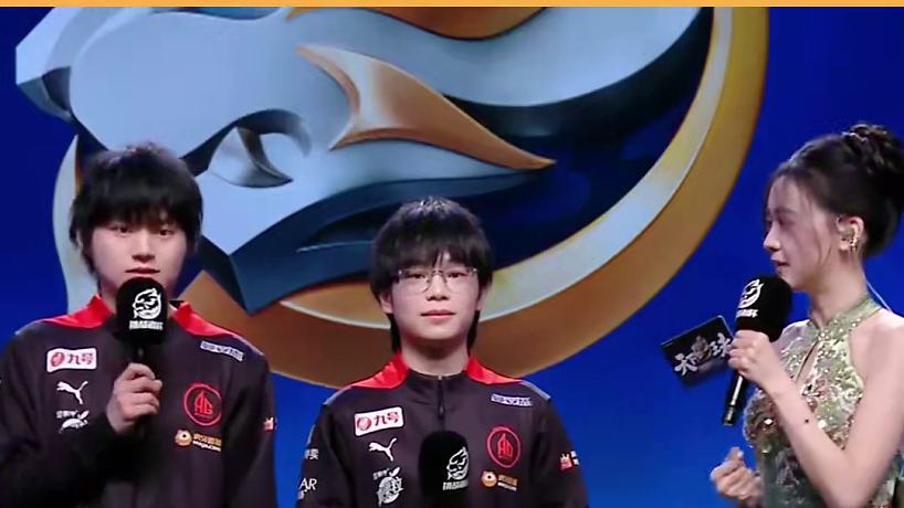 AG超玩會丶長生的直播