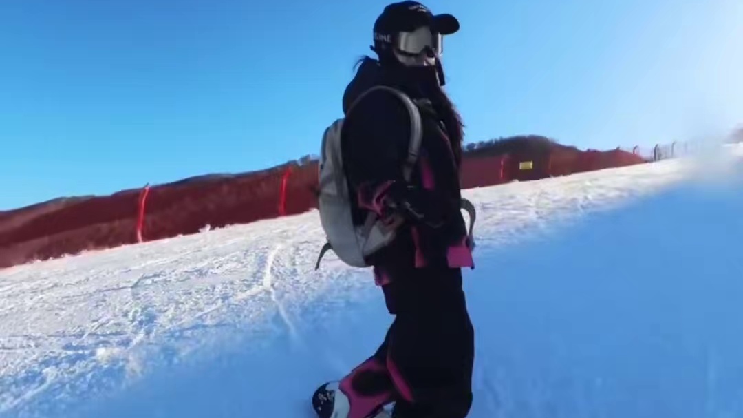 一条视频教你从搓雪换刃到走刃刻滑！ #金牌滑雪教练 #八字刻滑#走刃#滑雪是坏情绪最好的解药 #滑雪