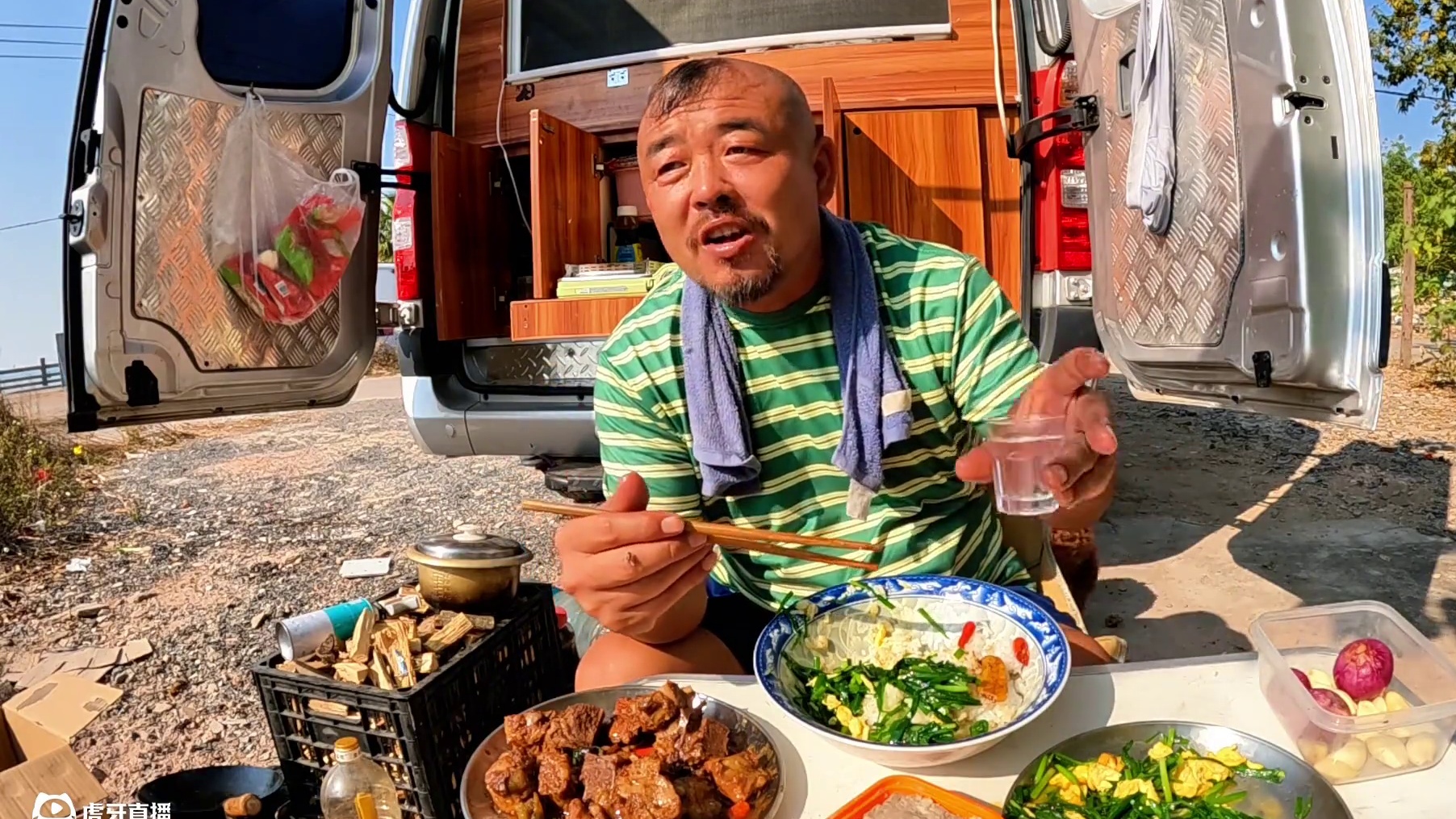 戶外野餐沙大廚做紅燒排骨，配上世界名菜真下飯，下集#露營美食