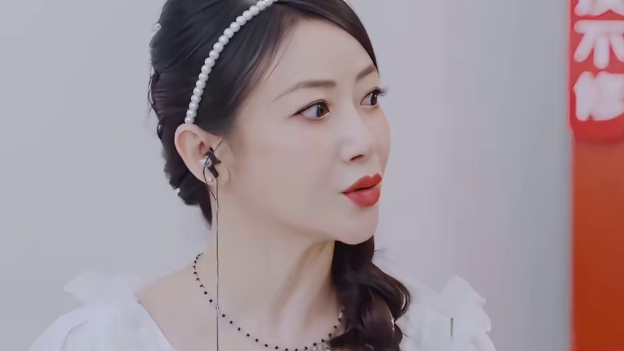 48岁的陈紫函住北京豪宅，老公颜值超高却特别不爱干净