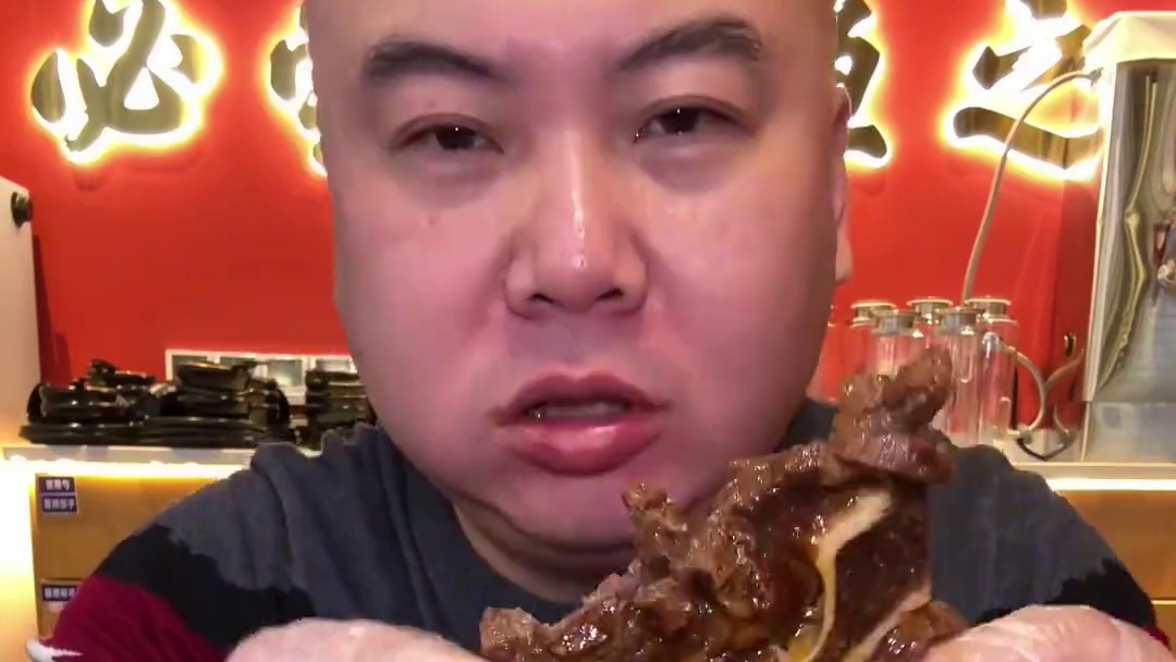 一锅才几十！还有素菜无限吃！贵州鲜牛酱骨火锅 #酱牛骨火锅