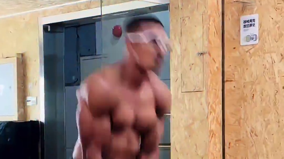 每天的训练，是为了在赛场上展现最好的自己。