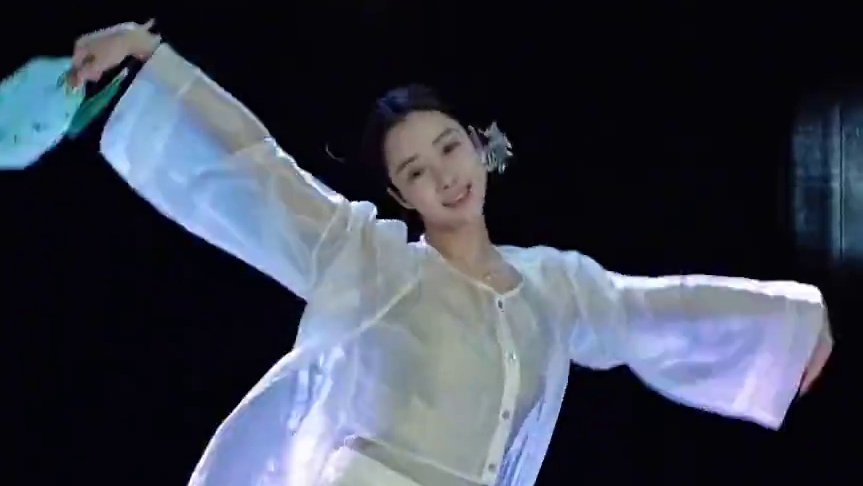 我的小青去哪了 #前世今生舞蹈 #舞台无处不在 #最适合过年展示的舞出现了 #前世今生古典舞