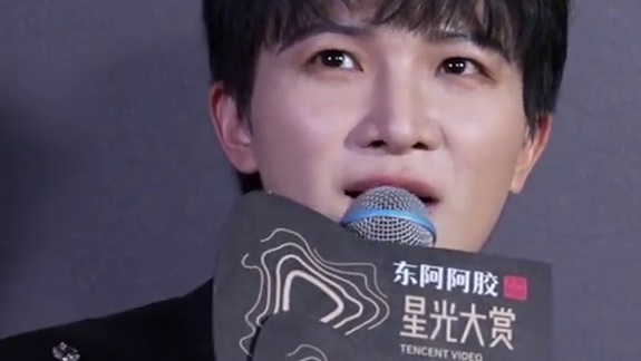 #周深说完全预想不到开世巡是什么状况 #周深 说2025年将开启自己的世界巡回演唱会，他表示完全预想