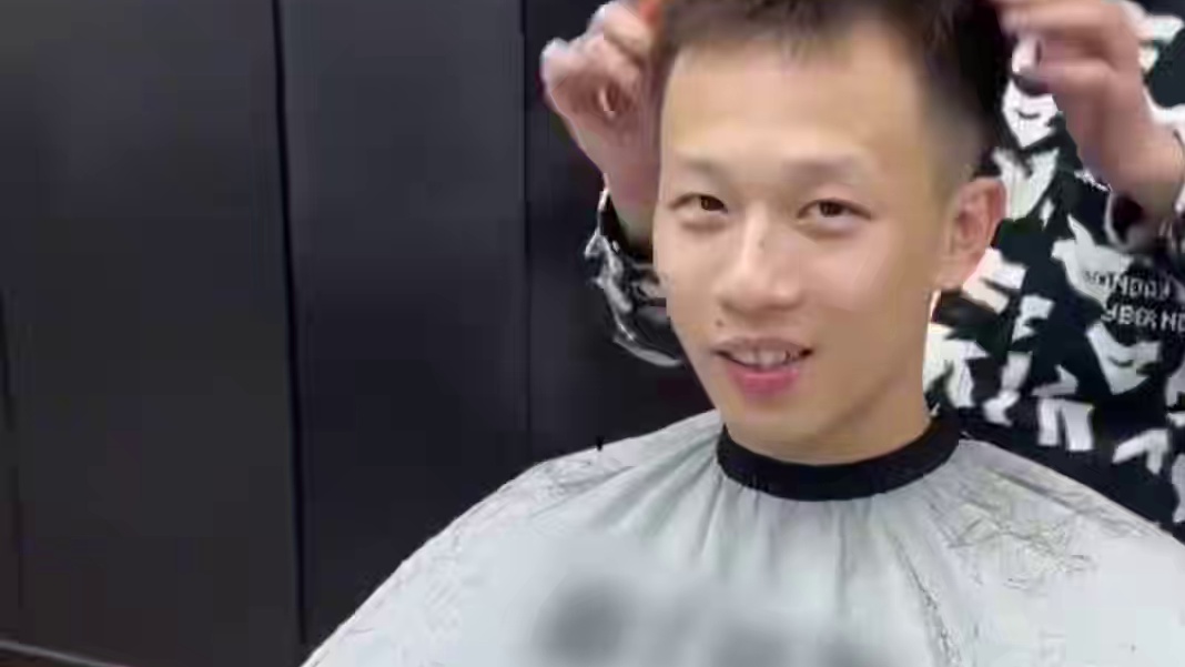 #林高远父亲去世  林高远，山高路远，未来的路肯定坦荡光明...#林高远 #国乒 #林高远爸爸 #成