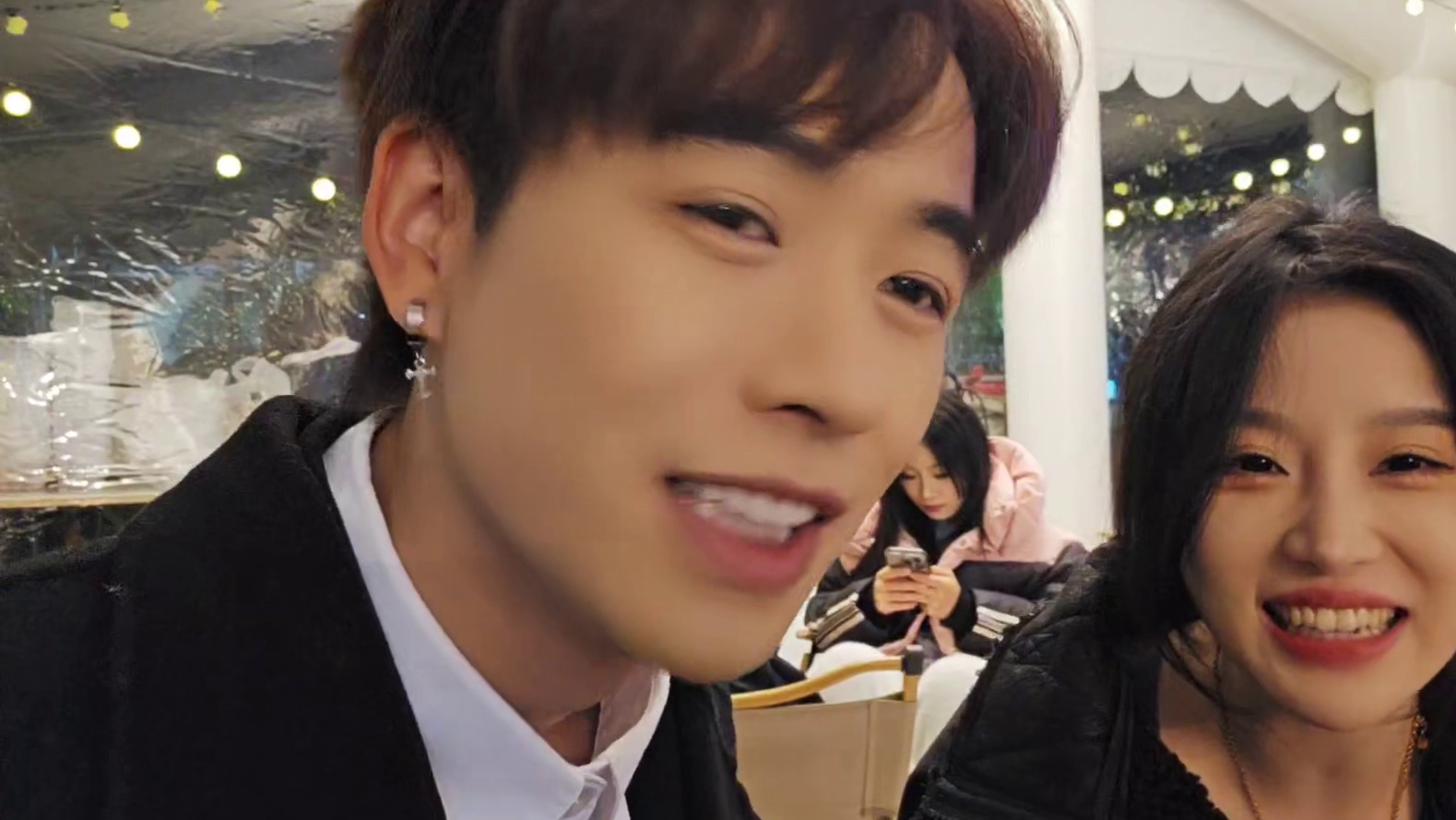 【子圣-798】只说出曾经辉煌的一角，小小怪就说她要跟我一辈子？