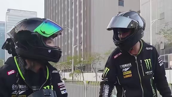 三局两胜，我们赢。#领证 #每一帧都是热爱  #机车情侣#世上唯一契合灵魂