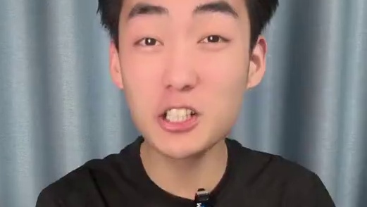 这湖南的藤椒鸭肠好吃吗？#藤椒鸭肠 #解馋 #鸭货 #妈呀太香了