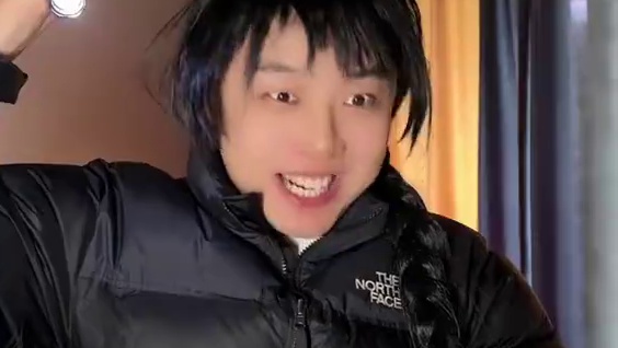 你过年时也是这样吗？#搞笑 #内容过于真实 #阿尔卑斯新年糖果礼盒