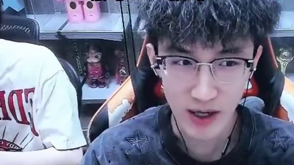 蔡哥直接拿下5090？ #我浮夸真的要强 #直播录像 #显卡