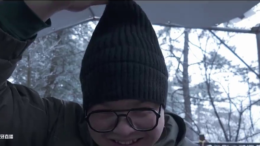 冬天千万别去华山！ #保持热爱奔赴山海 #旅行 #冬天该有的样子 #登顶 #去有雪的地方