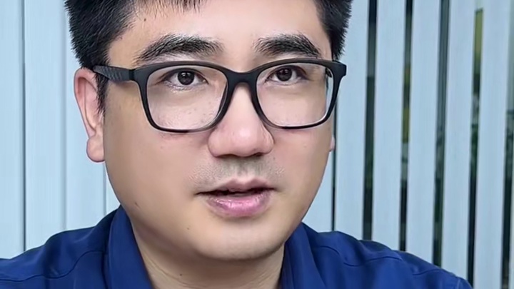 不同年代面试工程师的场景