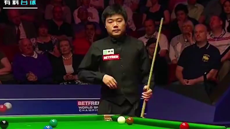 极限薄球，丁俊晖秀毫米级准度！ #斯诺克 #台球 #台球是一种生活 #丁俊晖 #特鲁姆普