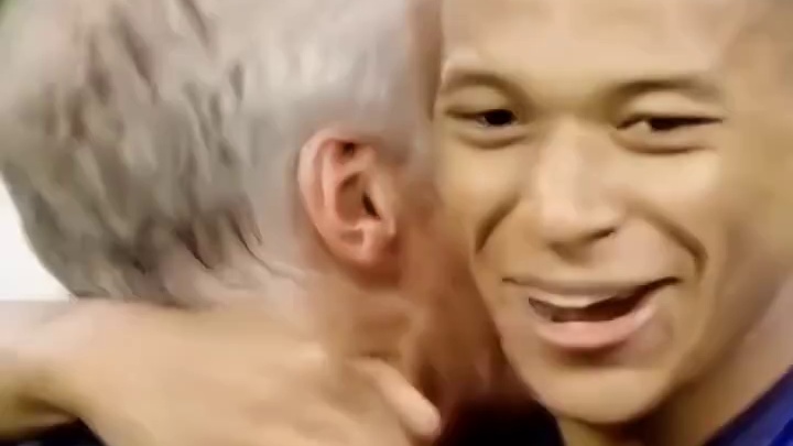 齐达内等到了！德尚亲自确认2026年世界杯后离任