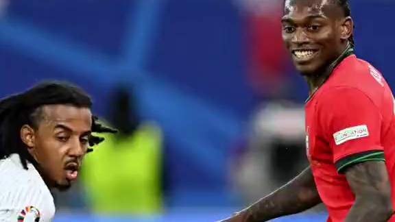 球未到，人先笑，我是莱奥你知道