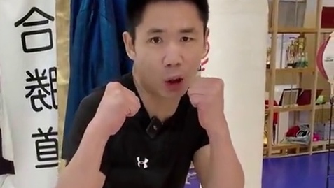 被人欺负的时候别再被动挨打了，教你一招如何反击 #拳击 #格斗 #搏击 #日常训练 #干货教学 