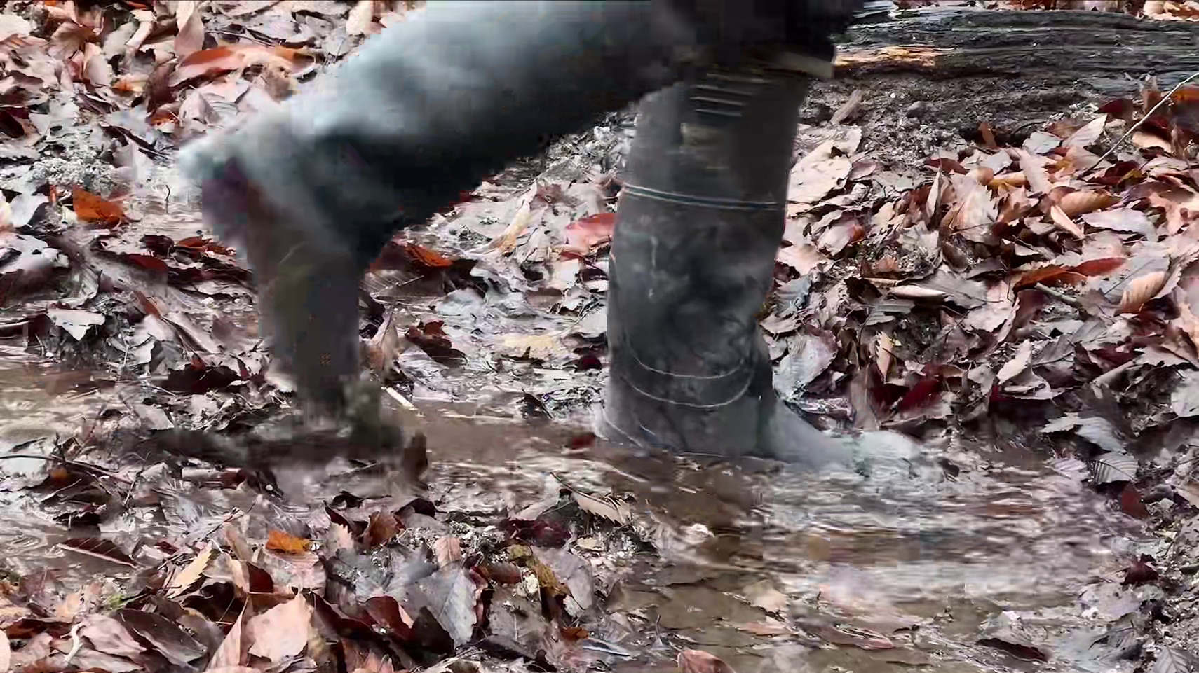 男人沉浸式雪中露营 #野外生活 #雪地露营  #极地露营
