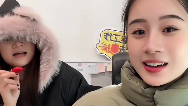 这真的是打工人无法拒绝的好运周边啊！！ #八合里牛肉火锅 #八合里老爷保号新年双人餐 #八合里圣杯周