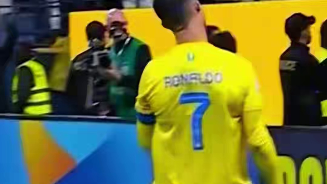 罗哥能帮一下曼联么，把胖虎和加纳乔一起带过去吧