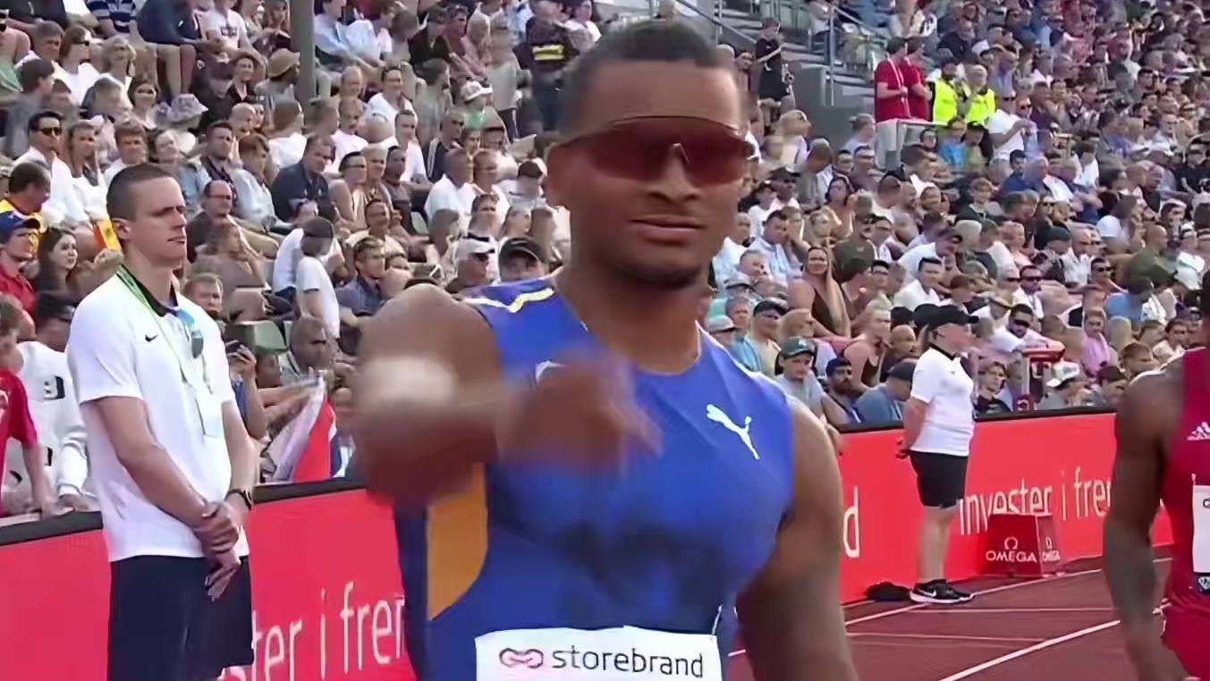 打破博尔特200米赛会记录！19岁的奈顿再次证明自己