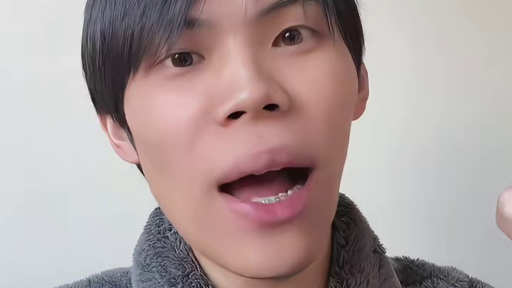 80多岁正是闯的年纪！