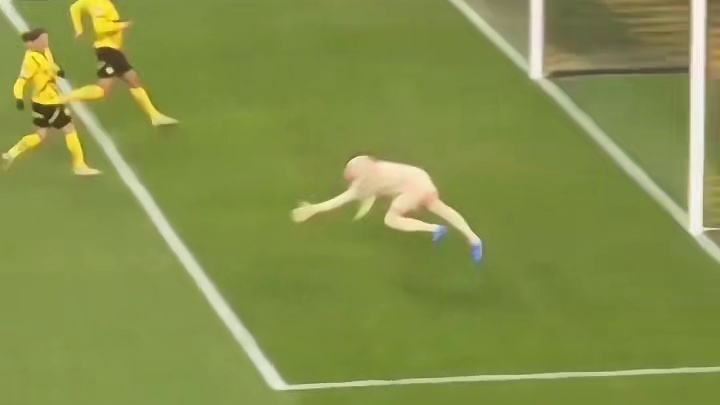 17岁，已成为球队大佬