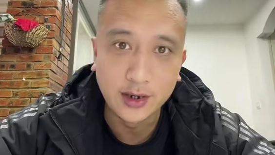 算不算012脚步？这球走步了吗？#争议判罚 #这球走步吗 #篮球裁判案例 #012脚步 #野球场争议